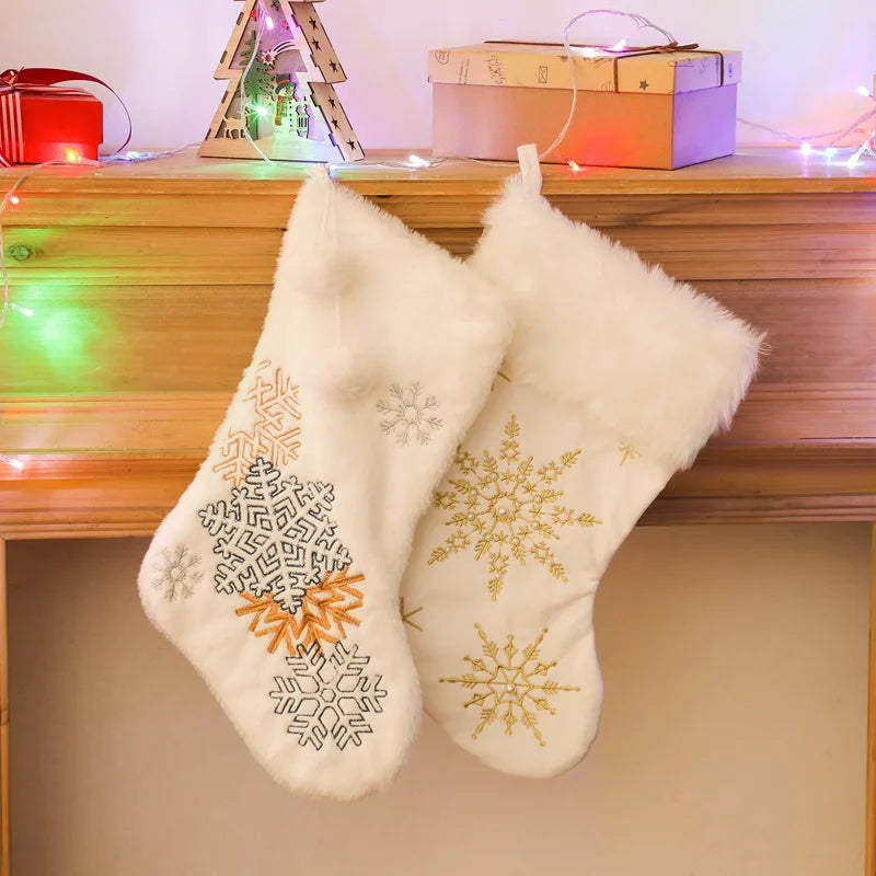 Christmas New Year Atmosphere Decoration Supplies Gift Storage Bag Snowflake Lovely Plush Children's Christmas Tree Socks