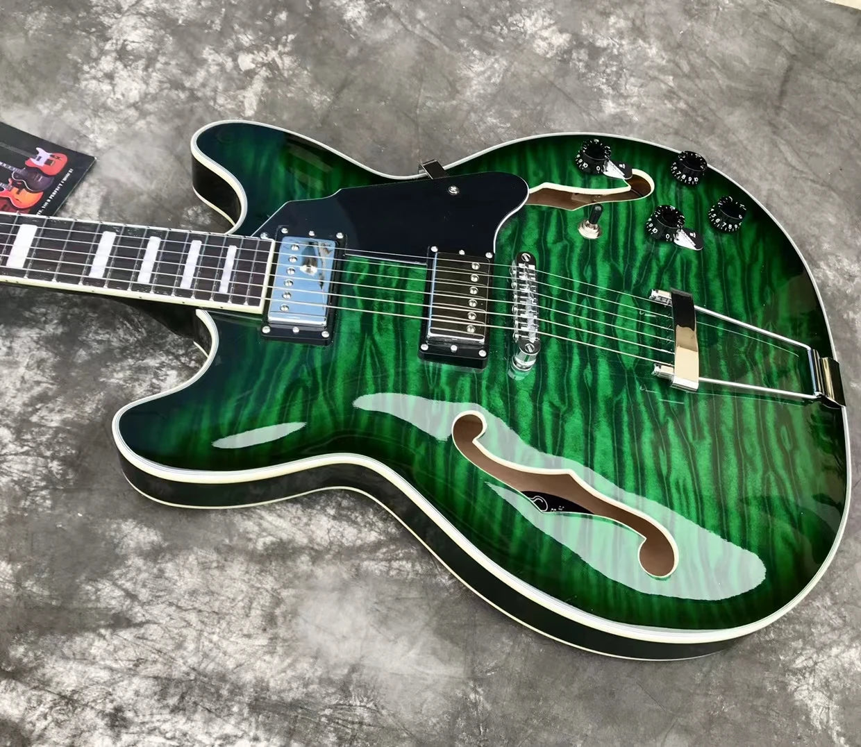 Upgrade Electro Green Guitar Flame Maple Jazz Hollow Body F Hole335 Style Electric Guitar Electricas Electro Electrique Guitare