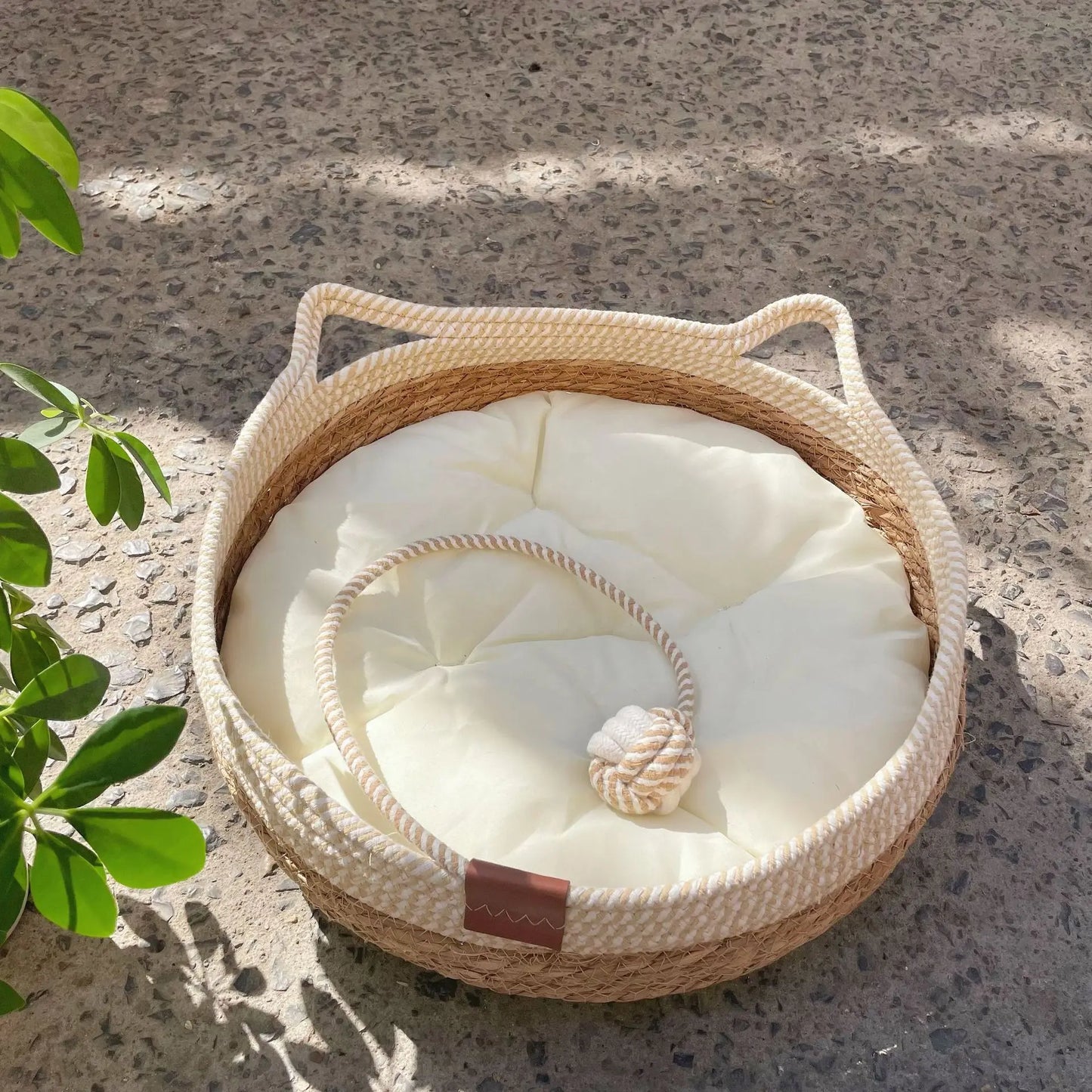 OUZEY 2024 New Rattan Woven Cat Bed Pet Nest All Seasons Comfortable Sleeping 35/40cm Cat Nesk Round Cat House Puppy Dog Bed