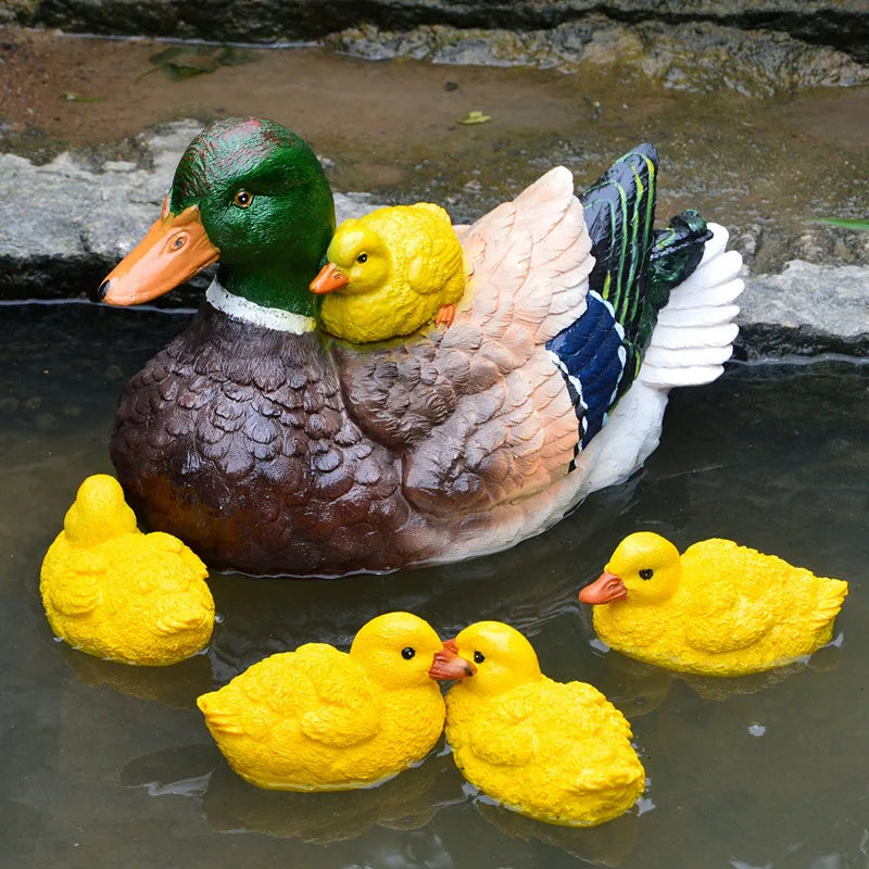 Cute Resin Floating Duck Statue Outdoor Garden Pond Fish Tank Decorative Swimming Wild Duck Sculpture for Garden Decor Ornament