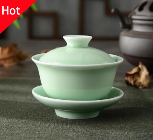 Chinese Celadon Gai Wan Tea Set Bone China Tea Cup Dehua Gaiwan Tea Porcelain Teacup Tea Set for High-Quality Creative Kettle