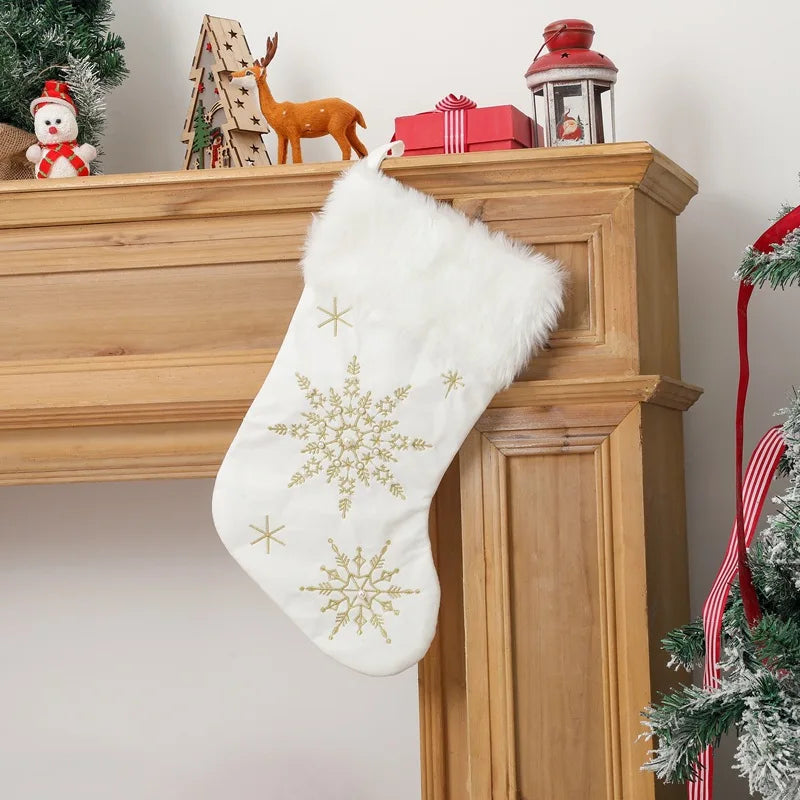 Christmas New Year Atmosphere Decoration Supplies Gift Storage Bag Snowflake Lovely Plush Children's Christmas Tree Socks