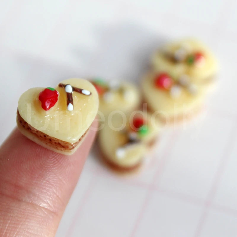 1/6 Scale Dollhouse Miniature Cake Bread DIY Dessert Mini Food for Barbies BJD Doll House Kitchen Furniture Accessories