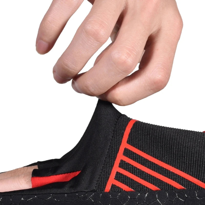 Left and Right Hand Bowling Gloves Non-Slip Bowling Gloves for Men and Women