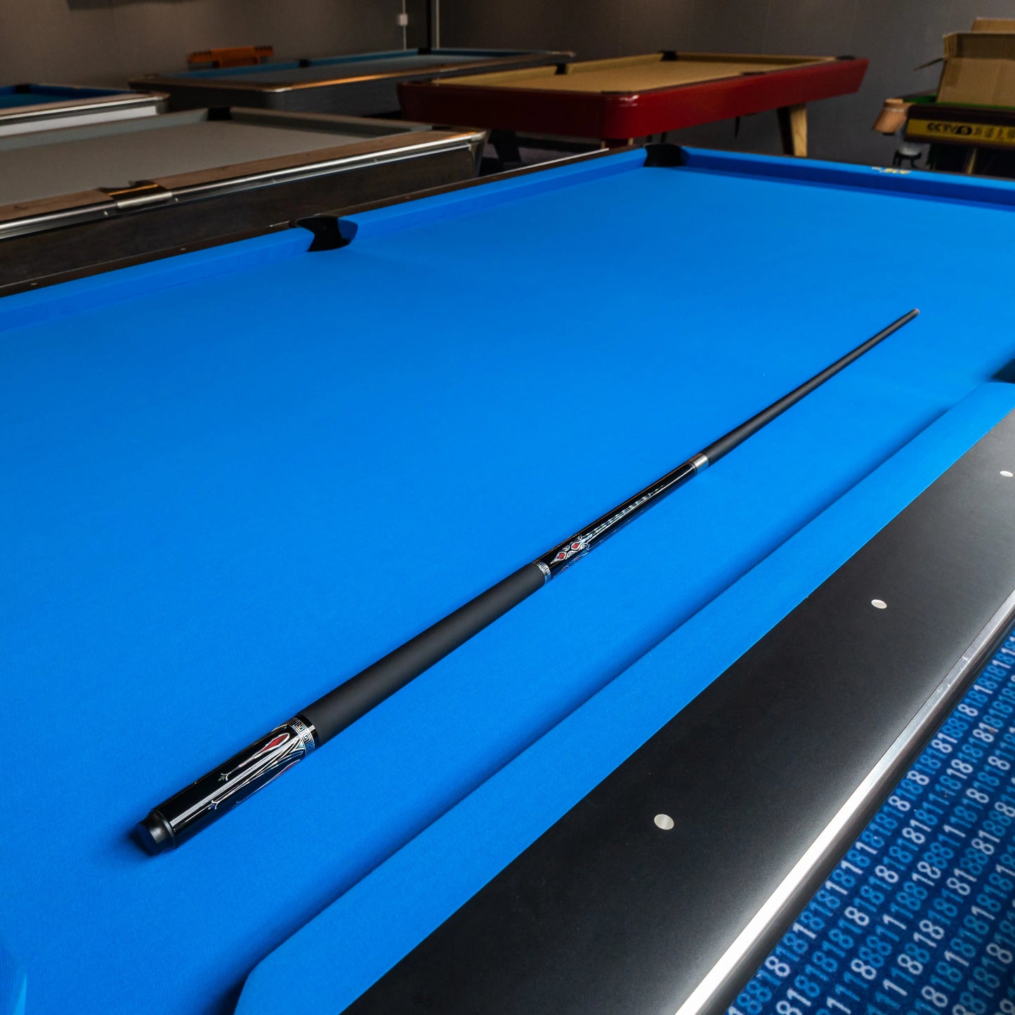 Carbon Fiber Pool Cue Stick 13mm Tip Peacock Element Ideal for Nine Ball and Carom Billiards