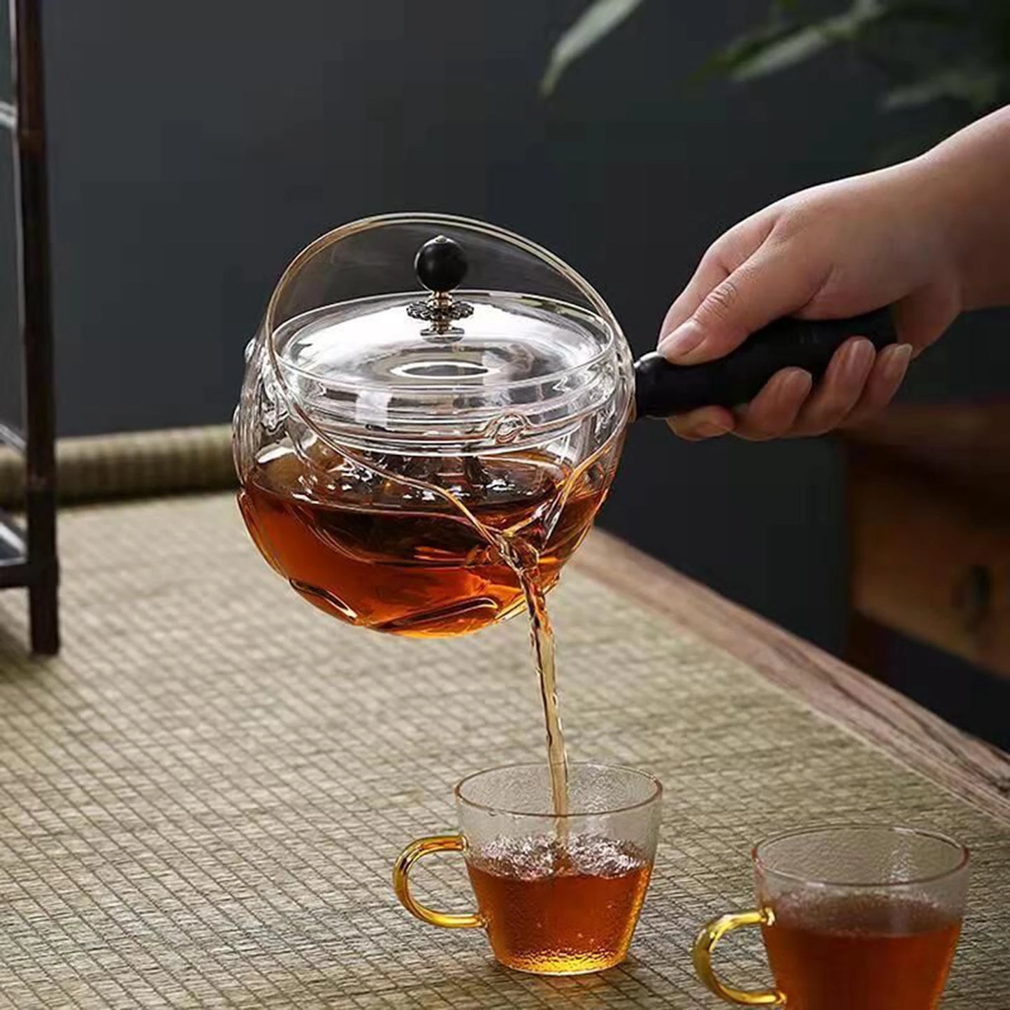 500ml Rotating Tea Maker Glass Teapot Side to Boil Blooming Tea Maker for Home Office Heat Resistant Clear Teapot Lid Kettle