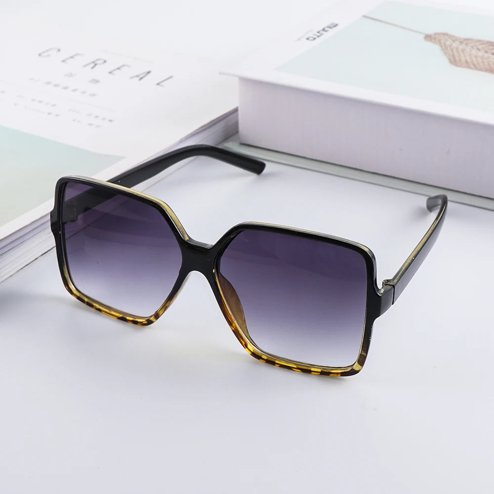 2022 Black Square Oversized Sunglasses Square Glasses Personalized Cat Eyes Colorful Sunglasses Trend Versatile Sunglasses UV400
