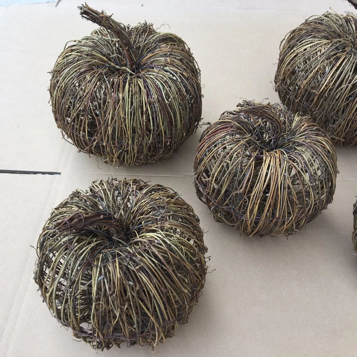 Pumpkin-Shaped Tufu Rattan Weaving Ornaments for Halloween Decoration Home Garden Mall Window Layout Christmas Decorations