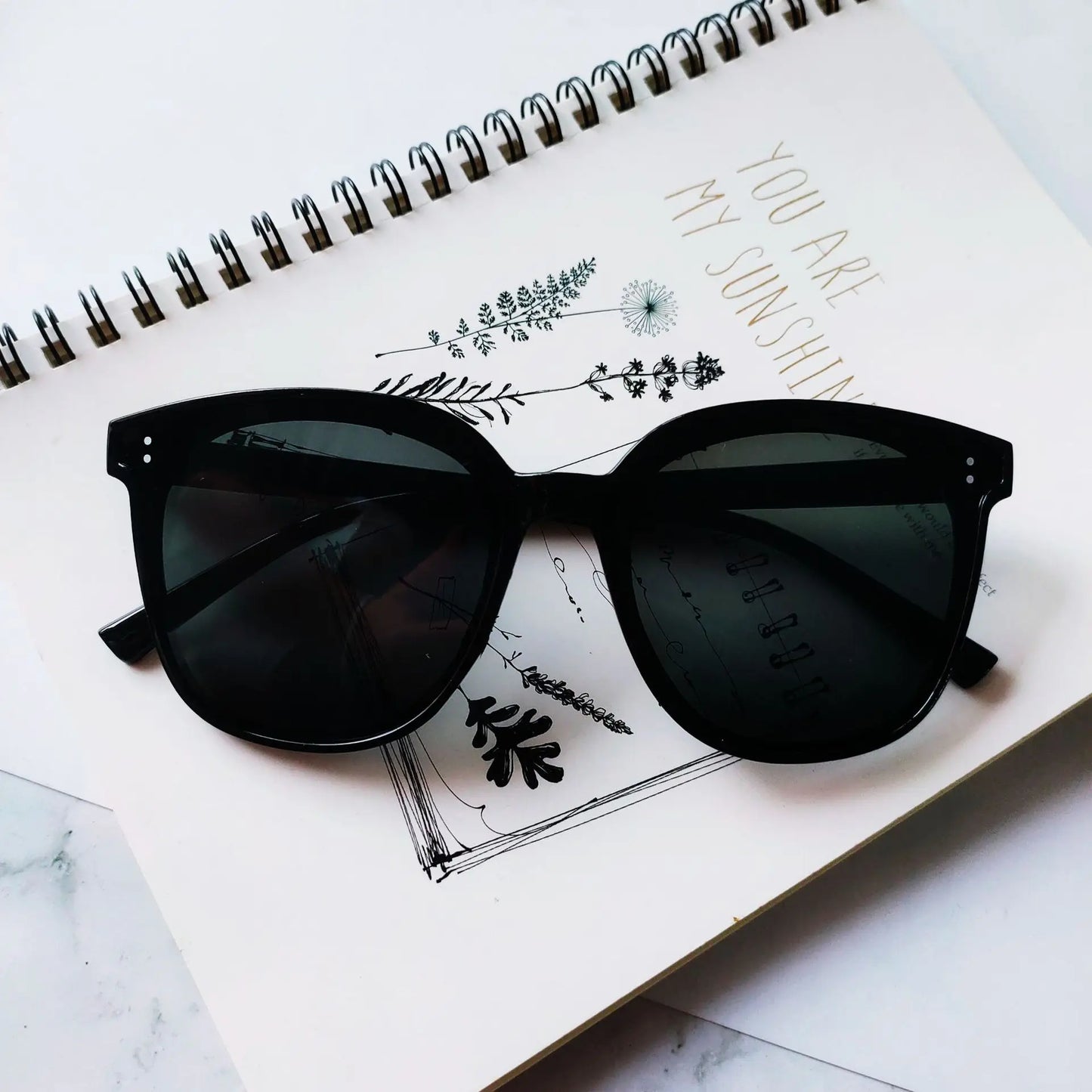 MAN SUNGLASS 2022 New Sunglasses Star Style Men's and Women's UV Protection Glasses Fashion Trend Sunglasses