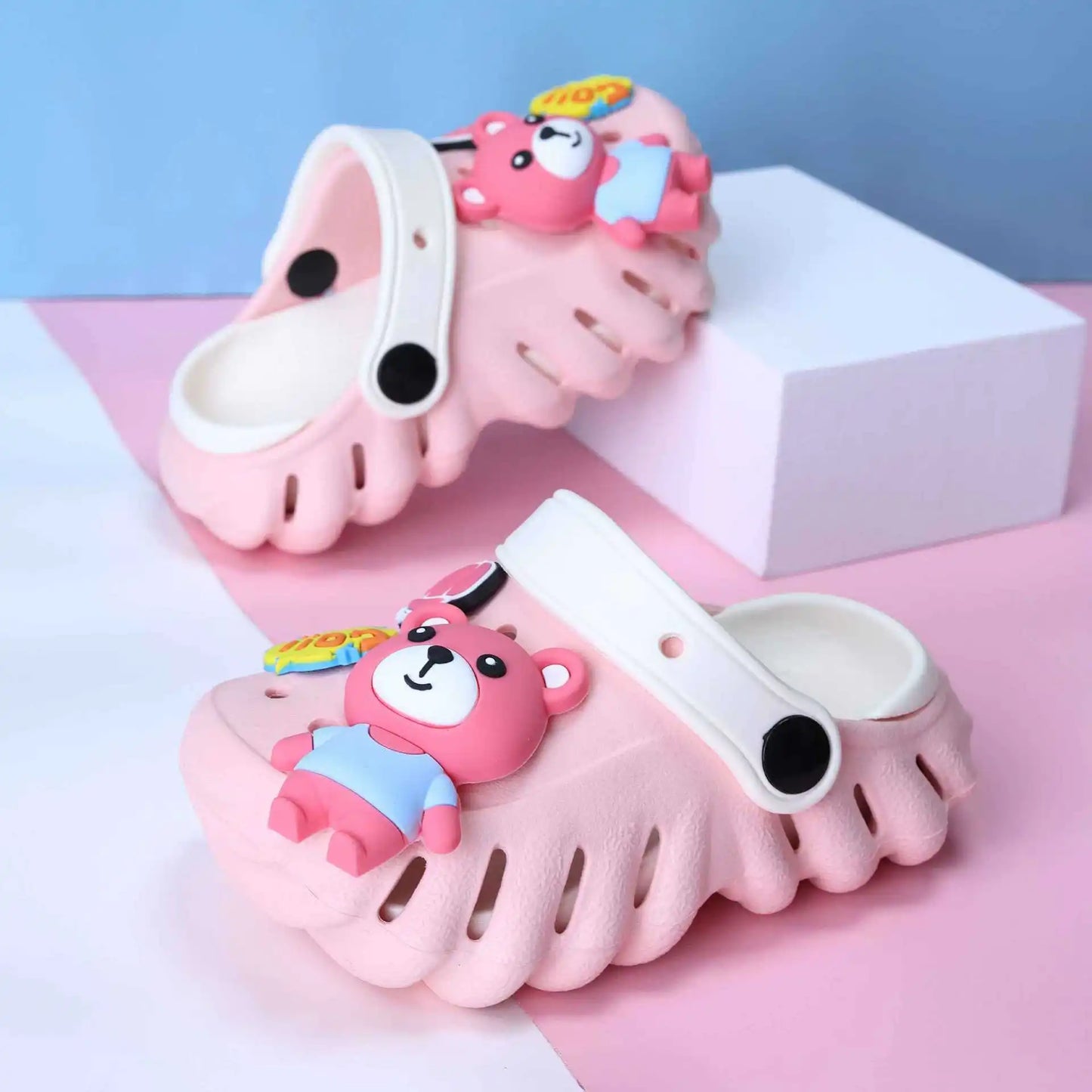Summer EVA Clogs Kids EVA Sandals Baby Boys Mules Baby Girl Shoes Cartoon Soft Hole Shoes Children's Bach Anti-Slip Garden Shoes