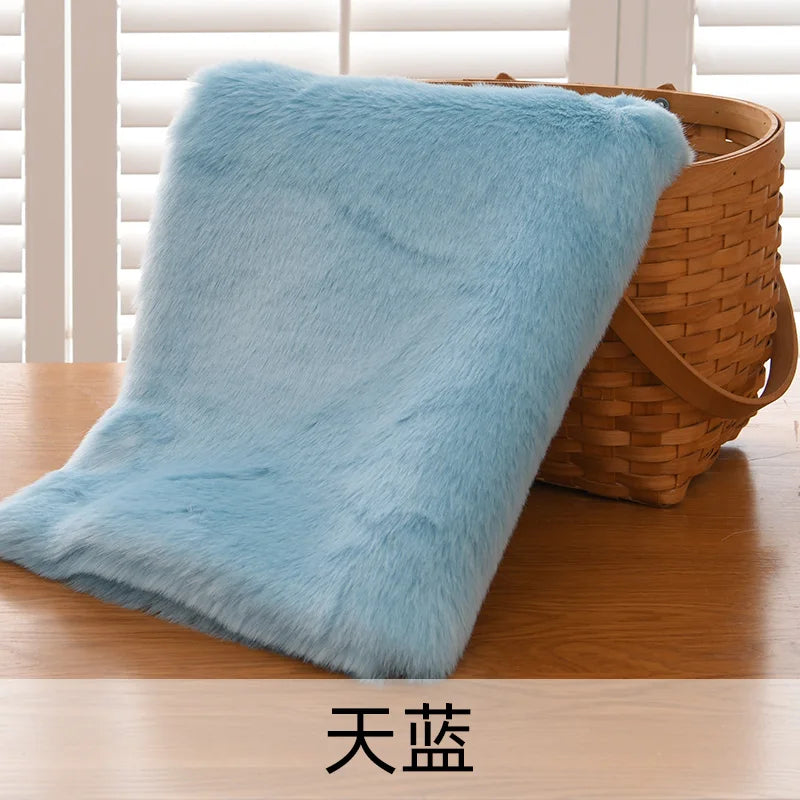2.5cm Imitation Rabbit Fox Fur Grass Counter Decoration Carpet Clothing Scarf Animal Fur Suit Fabric