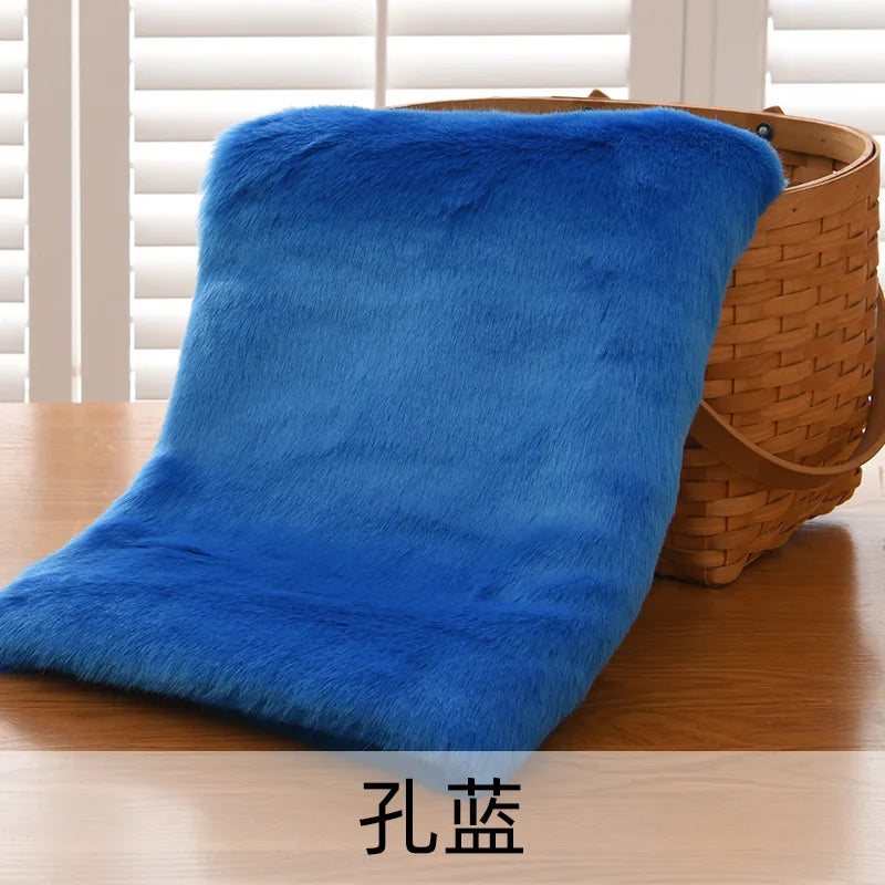 2.5cm Imitation Rabbit Fox Fur Grass Counter Decoration Carpet Clothing Scarf Animal Fur Suit Fabric
