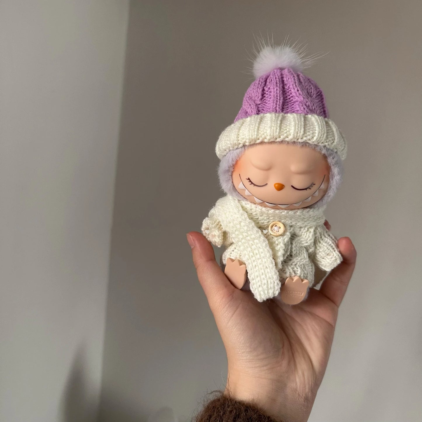 17cm Labubu Doll Clothes Macaron Labubu Christmas Costumes Set V1 V2 Winter Christmas Sweater Scarf Set Clothing 