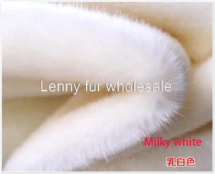 Wholesale Quality Pile 3-3.5cm Faux Fur Fabric,plush Fabric Imitation Fox Fur Clothing Collar Fur Carpet Decoration Materials