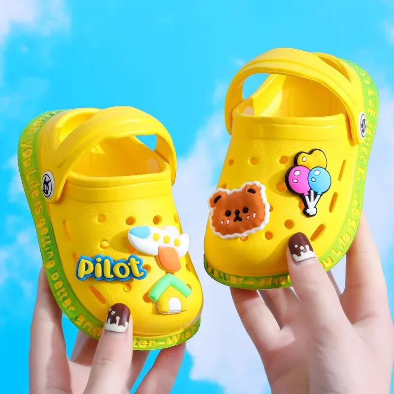 Garden Clogs Shoes Boys Girls Beach Sandal Kids Lightweight Breathable Cute Cartoon Slip on Mules Baby Slipper