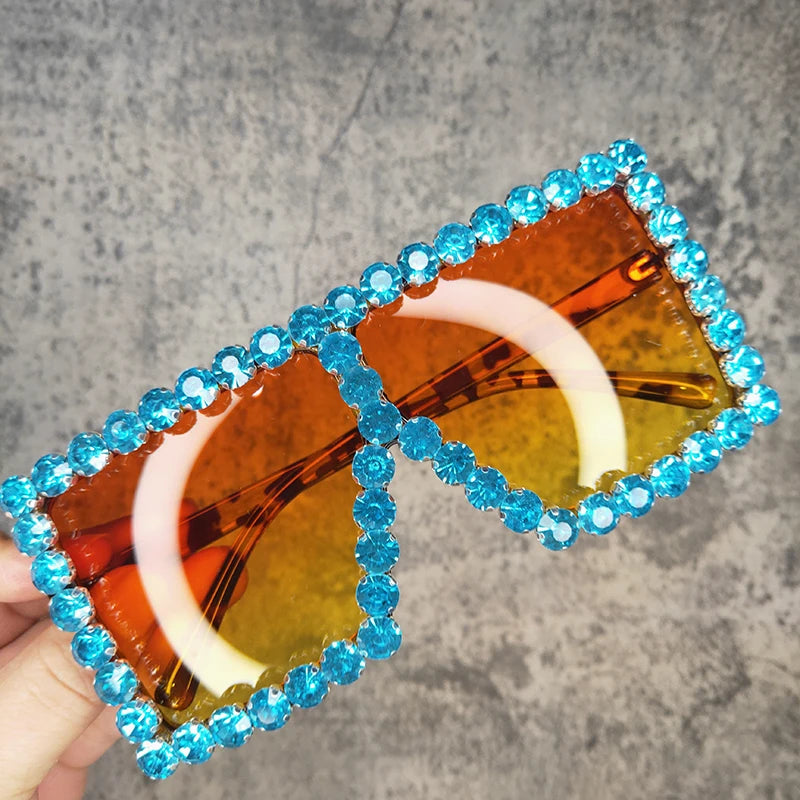 Oversized Glitter Crystal Sunglasses Women Square Sunglasses Bling Rhinestone Sun Glasses for Woman Luxury Fashion Shade UV400