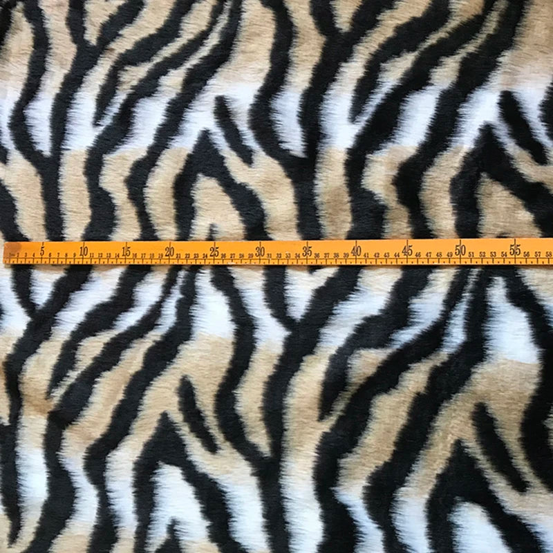 Tiger Pattern Plush Fabric Woolen Cloth Artificial Fur Background Cloth Faux Fur Fabric for Patchwork