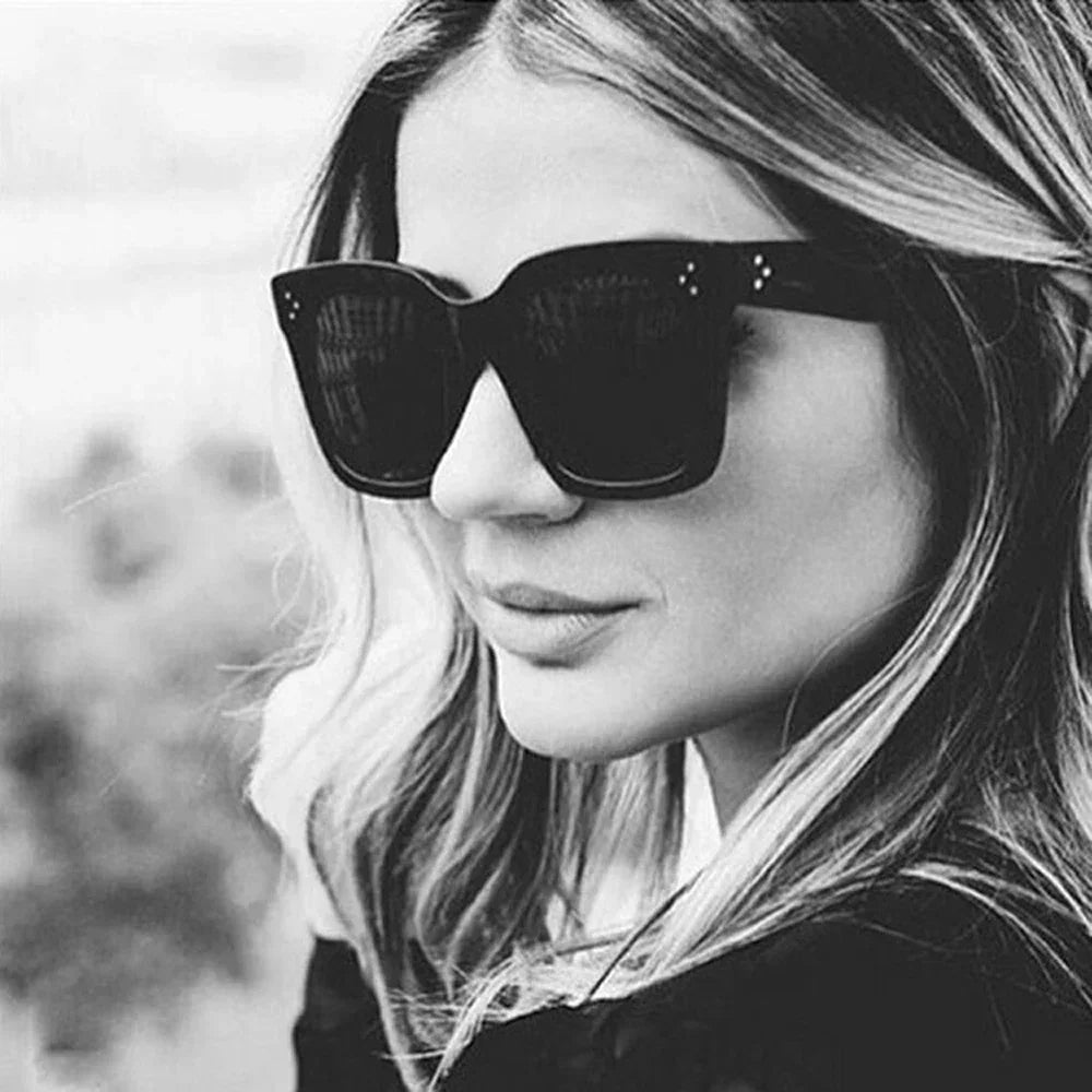 2025 Sunglasses Lady Flat Top Eyewear Lunette Femme Women Luxury Brand Sunglasses Women Rivet Sun Glasse UV400