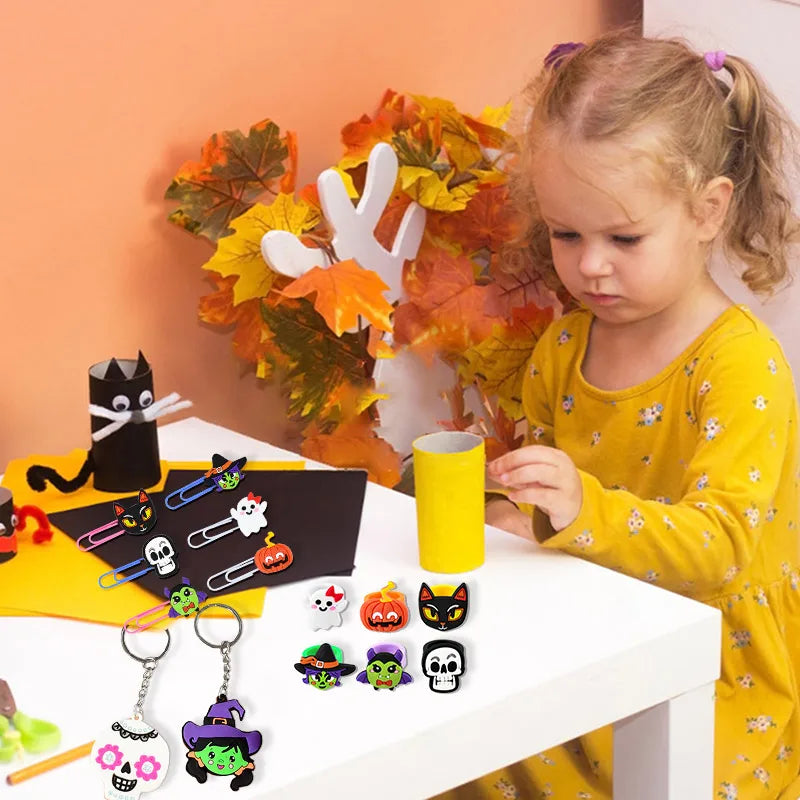 6-40pcs Halloween Gifts Toys Slap Bracelet Witch Skeleton Pumpkin Ghost Key Chain Party Kid Hairpin Ring Birthday Favor Supplies
