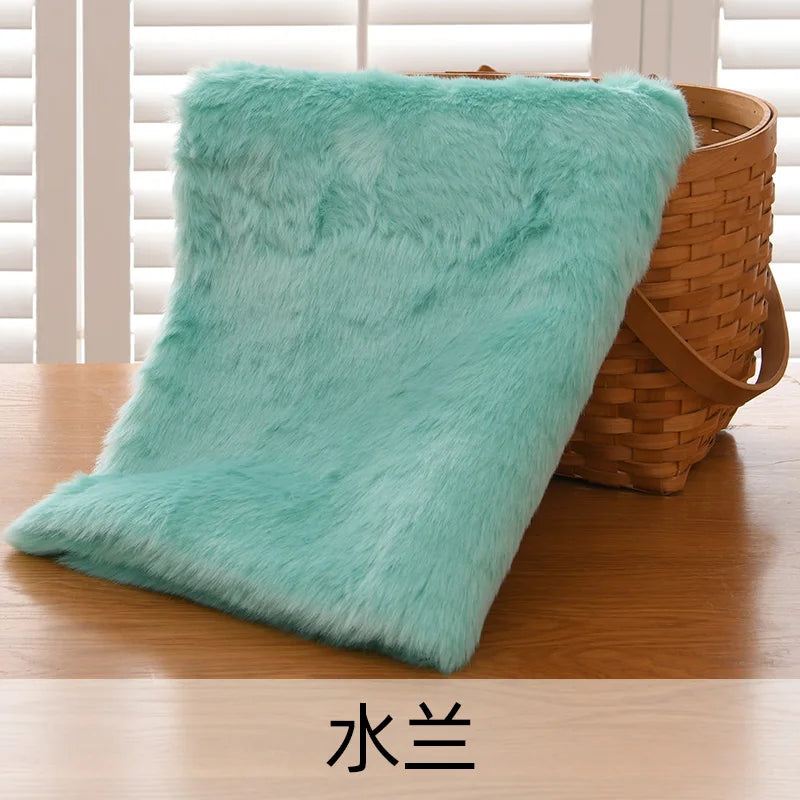 2.5cm Imitation Rabbit Fox Fur Grass Counter Decoration Carpet Clothing Scarf Animal Fur Suit Fabric