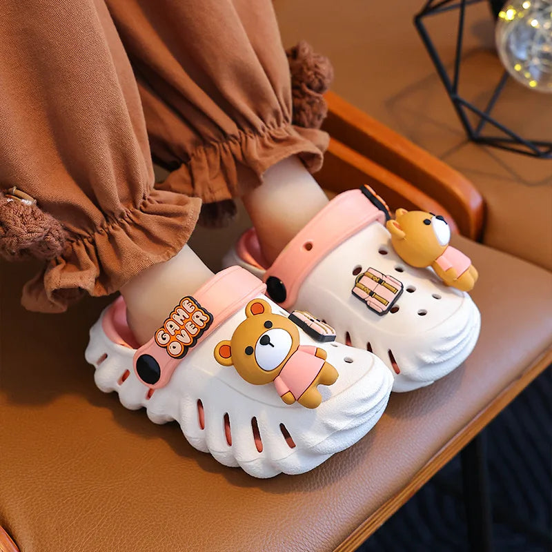 Summer EVA Clogs Kids EVA Sandals Baby Boys Mules Baby Girl Shoes Cartoon Soft Hole Shoes Children's Bach Anti-Slip Garden Shoes
