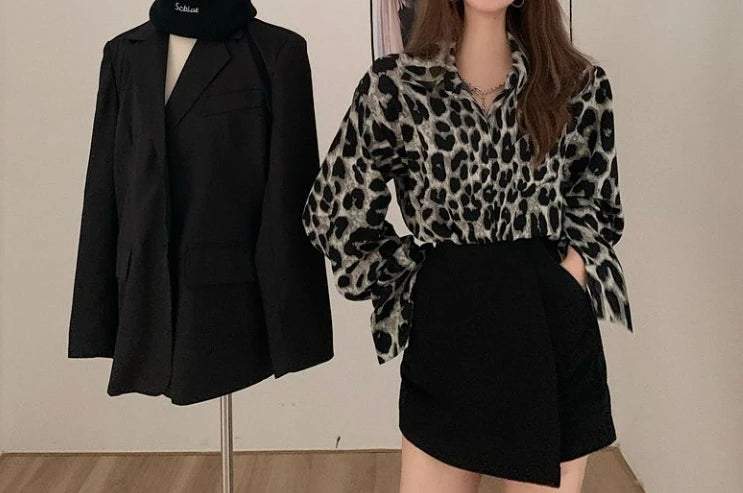 Design Sensation Hot Street Hong Kong Style Leopard Print Long Sleeved Women's Clothing 2025 Spring New Mid Length Shirt