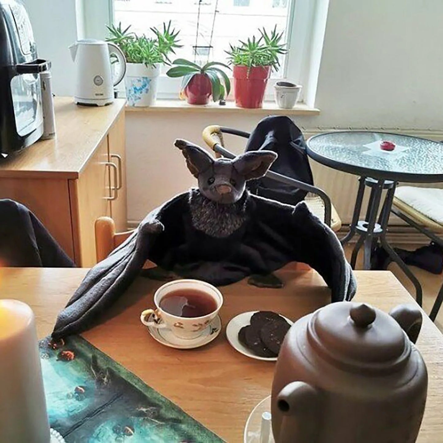 30*20*6cm Stuffed Bat Doll Plush Throw Pillow With Realistic Foldable Wing Seat Cushion Halloween Xmas Ornament Bat Dolls