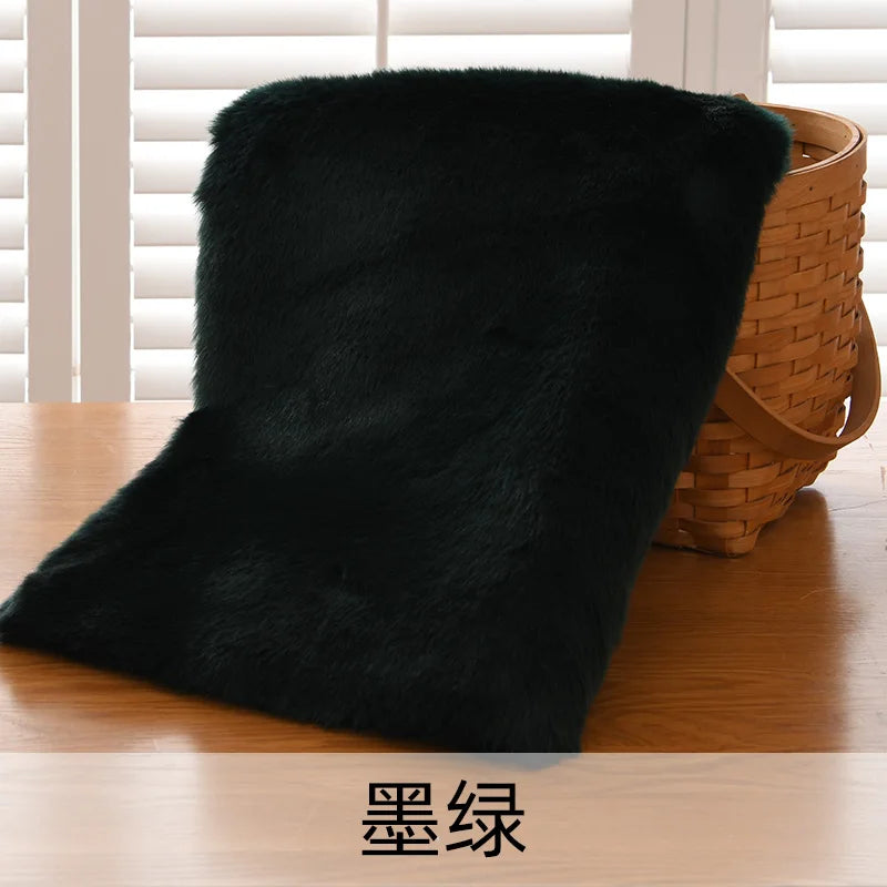 2.5cm Imitation Rabbit Fox Fur Grass Counter Decoration Carpet Clothing Scarf Animal Fur Suit Fabric