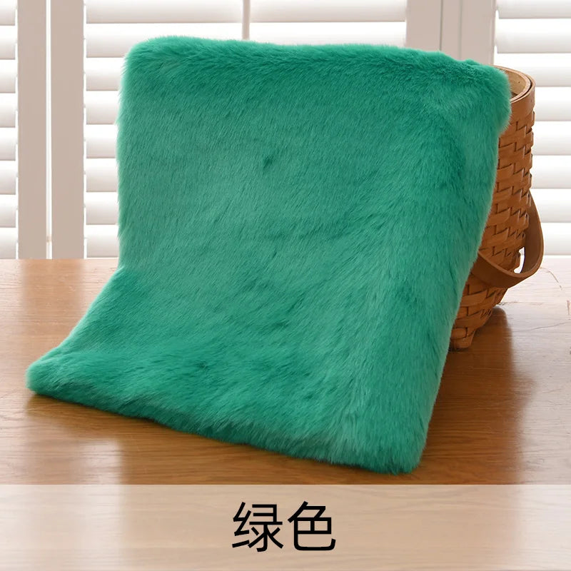 2.5cm Imitation Rabbit Fox Fur Grass Counter Decoration Carpet Clothing Scarf Animal Fur Suit Fabric