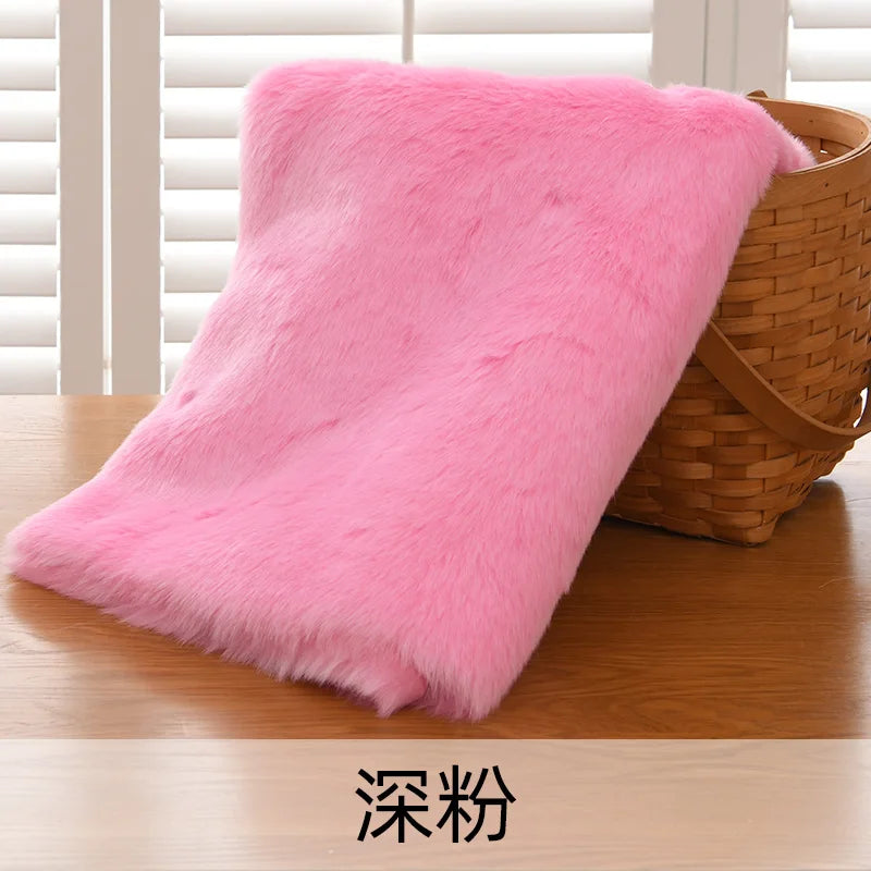2.5cm Imitation Rabbit Fox Fur Grass Counter Decoration Carpet Clothing Scarf Animal Fur Suit Fabric