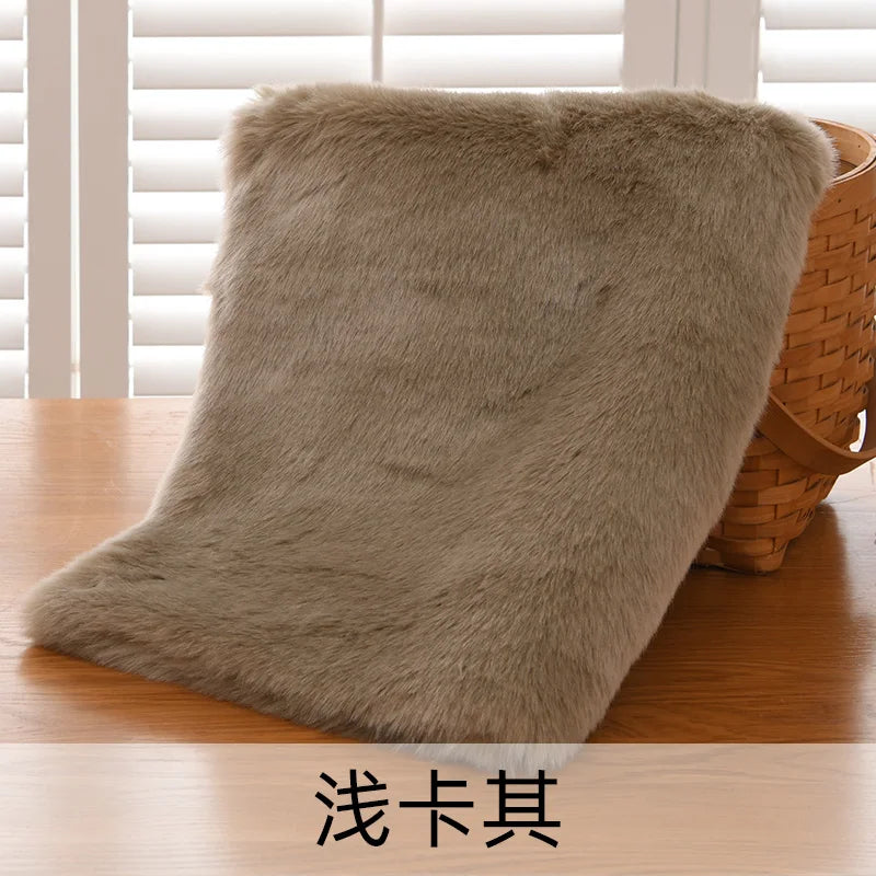 2.5cm Imitation Rabbit Fox Fur Grass Counter Decoration Carpet Clothing Scarf Animal Fur Suit Fabric