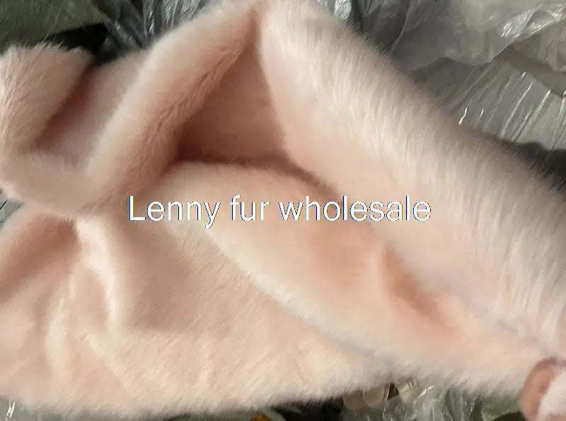 Wholesale Quality Pile 3-3.5cm Faux Fur Fabric,plush Fabric Imitation Fox Fur Clothing Collar Fur Carpet Decoration Materials