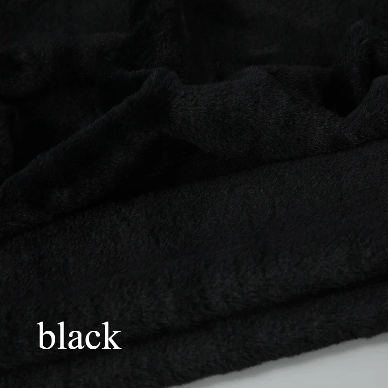 Ultra-Soft 19.69*19.69inch Short Plush Shaggy Faux Fur Fabric Sewing Fabric Supplies Fluffy Luxuriously Cushy for DIY Making