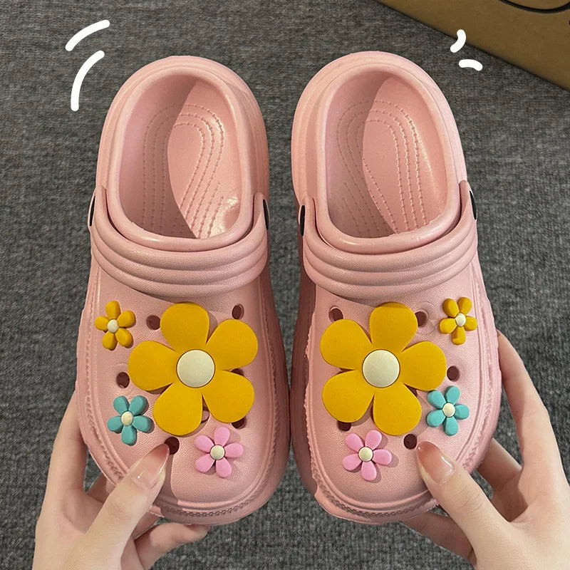 Children's Clogs for 6-18 Year Kids Sandals Cool Mules Outer Wear Summer Hole Shoes for Boys and Girls Slippers