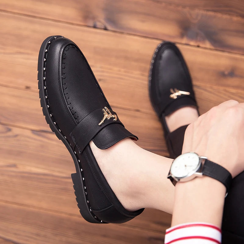 Luxury Brand Men Dress Shoes Classic Man Pointed Toe Dress Shoes Men's Patent Leather Wedding Party Shoes Oxfords Formal Shoes