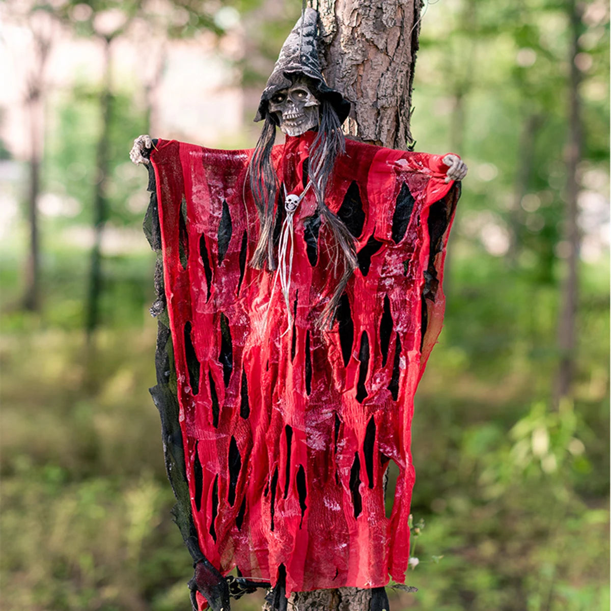 1PC Halloween Horror Props, Haunted House Decorations, Emitting Sound, Skull, Ghost Head, and Small Hanging Ghost