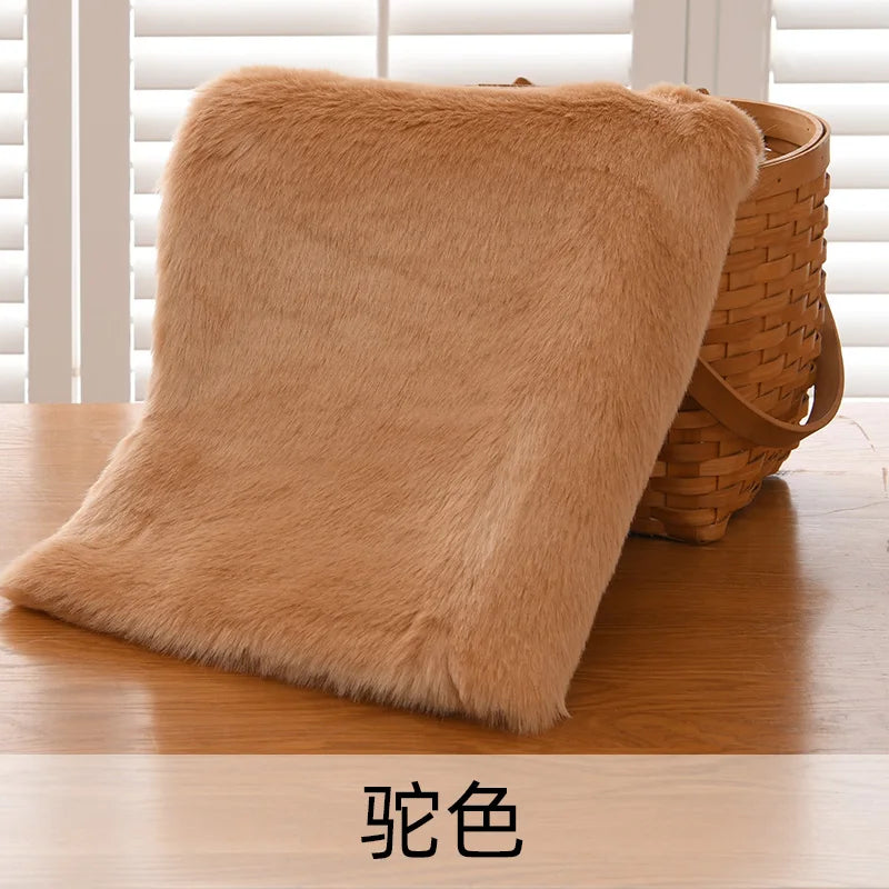 2.5cm Imitation Rabbit Fox Fur Grass Counter Decoration Carpet Clothing Scarf Animal Fur Suit Fabric