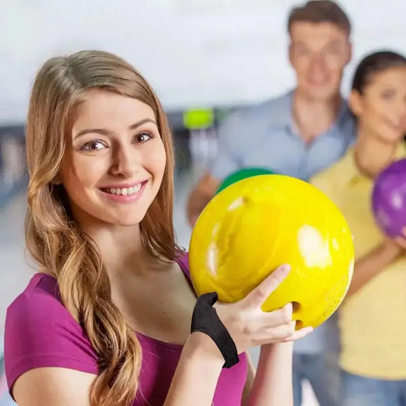 Bowling Thumb Covers Bowling Thumb Saver for Right Hand Grip Protection Thumb Bowling Glove Fingers Protective Grip Sleeve