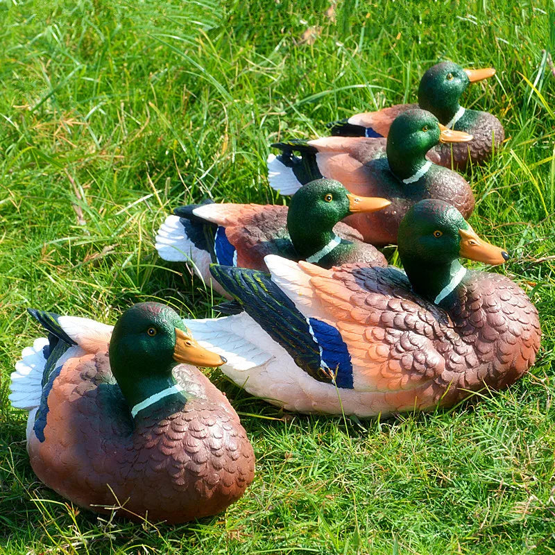 Cute Resin Floating Duck Statue Outdoor Garden Pond Fish Tank Decorative Swimming Wild Duck Sculpture for Garden Decor Ornament