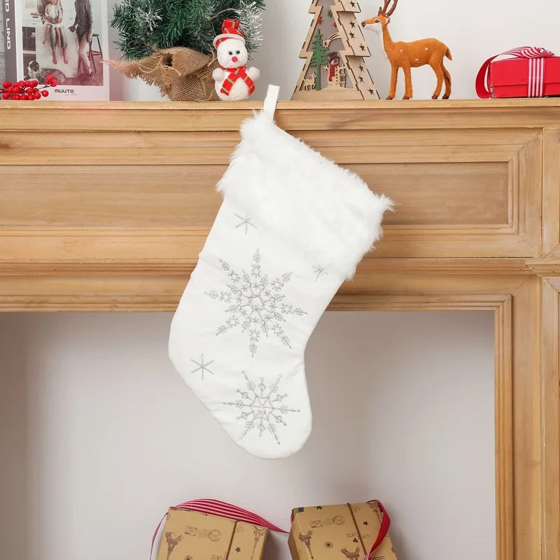 Christmas New Year Atmosphere Decoration Supplies Gift Storage Bag Snowflake Lovely Plush Children's Christmas Tree Socks