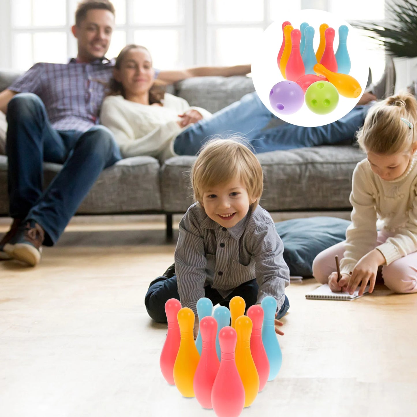 Bowling Set Sports 18cm Kids Educational Toys Ball and Pins Bowling Toys Plastic Gutterball Funny Bowling (Random Color)