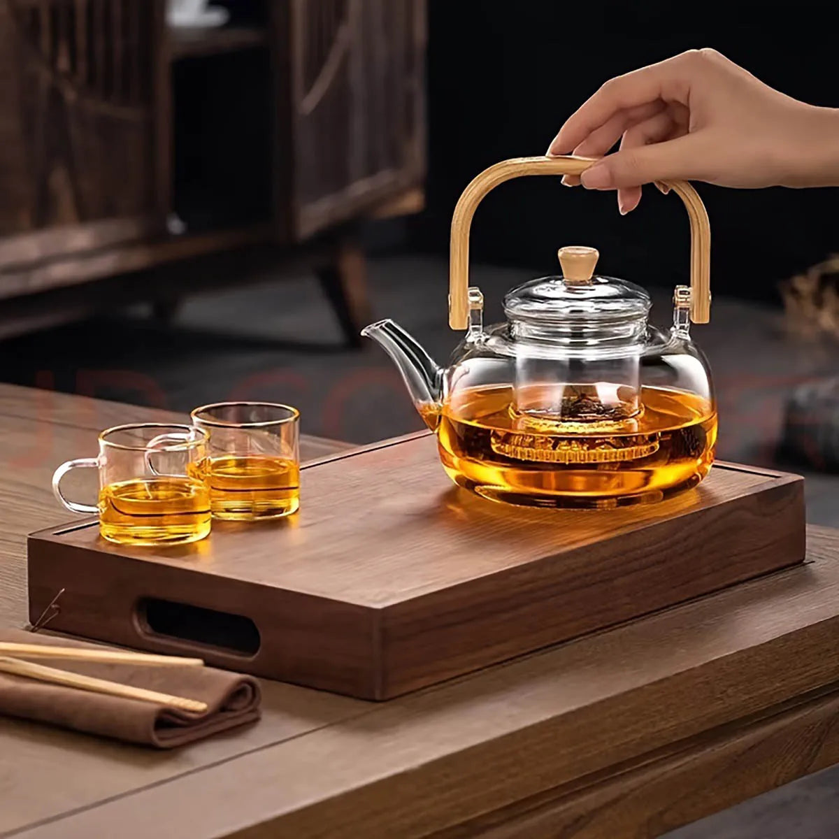 950ML Borosilicate Glass Teapot With Bamboo Handle Kettle Heat Resistant Clear Design With Built-In Strainer Teapot for Loves