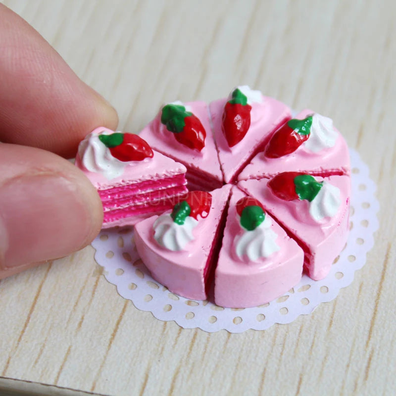 1/6 Scale Dollhouse Miniature Cake Bread DIY Dessert Mini Food for Barbies BJD Doll House Kitchen Furniture Accessories