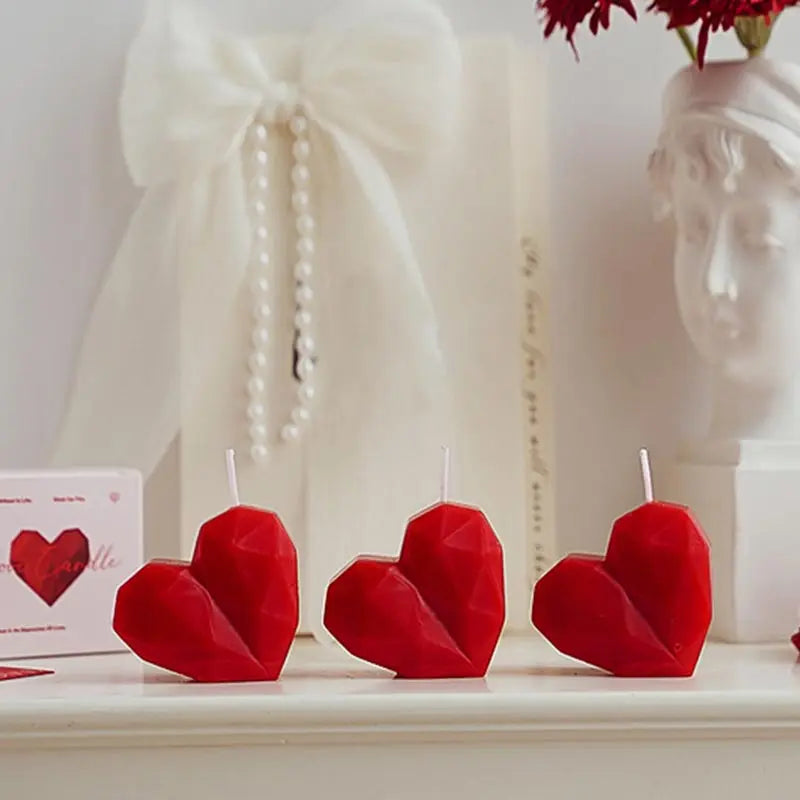 Love Aromatherapy Candle Valentine's Day Wedding Gift Heart Shaped Handmade Atmosphere 3D Design Geometric Texture Shaped Candle