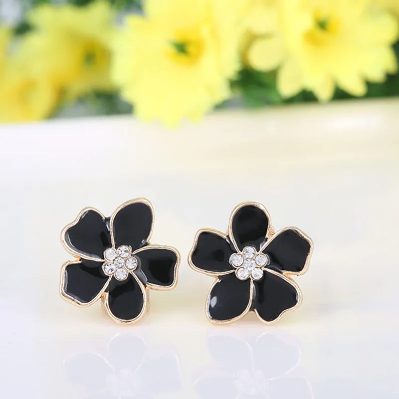 Korea Style Flower Shape Enamel Clip on Earrings Without Piercing for Girls Party Cute Lovely No Hole Ear Clip Jewelry