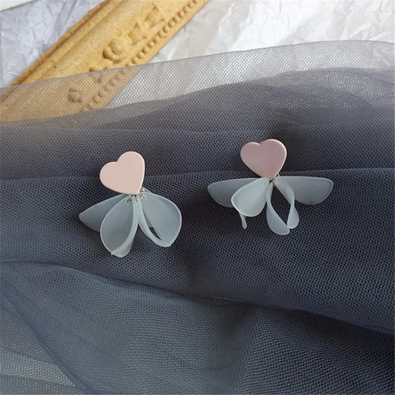 Trendy Earrings Flowers Stud Earrings for Women Vintage Creative Temperament Contracted Woman Stud Earrings Fine Jewelry