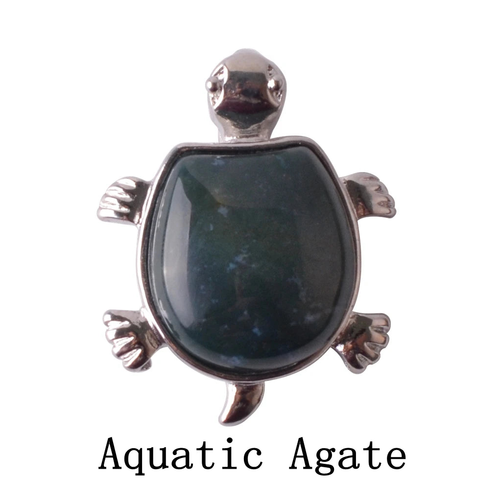Howlite Turtle Nacklace Pendant Natural Semi Precious Stones Give for Men and Women