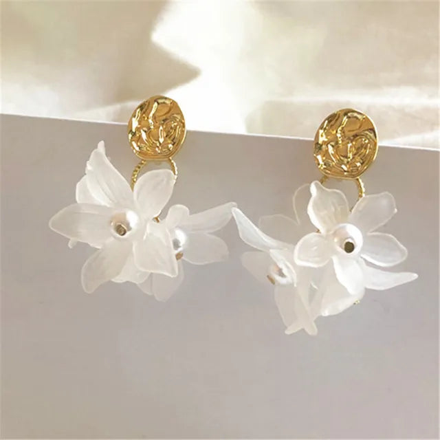 Trendy Earrings Flowers Stud Earrings for Women Vintage Creative Temperament Contracted Woman Stud Earrings Fine Jewelry