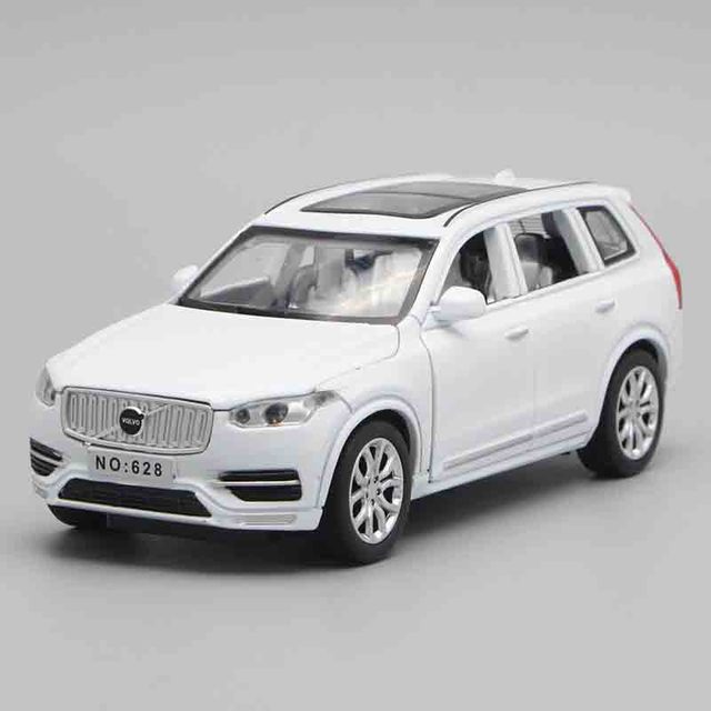 1:32 XC90 Diecast Cars Model Toy Openable Doors Pull Back Music Light Car Toys for Kids Children