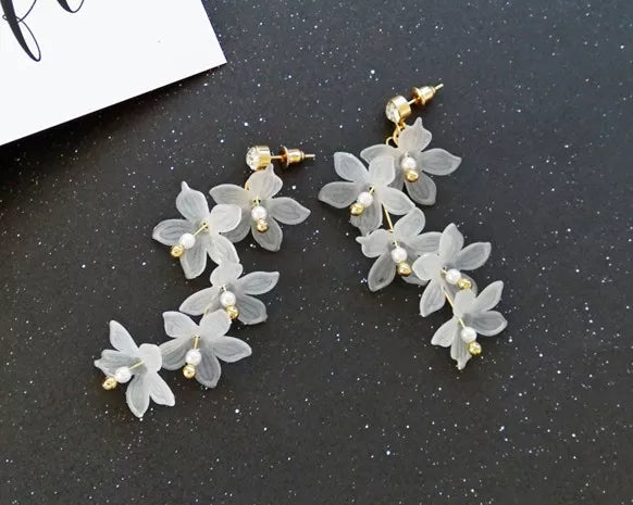 Trendy Earrings Flowers Stud Earrings for Women Vintage Creative Temperament Contracted Woman Stud Earrings Fine Jewelry